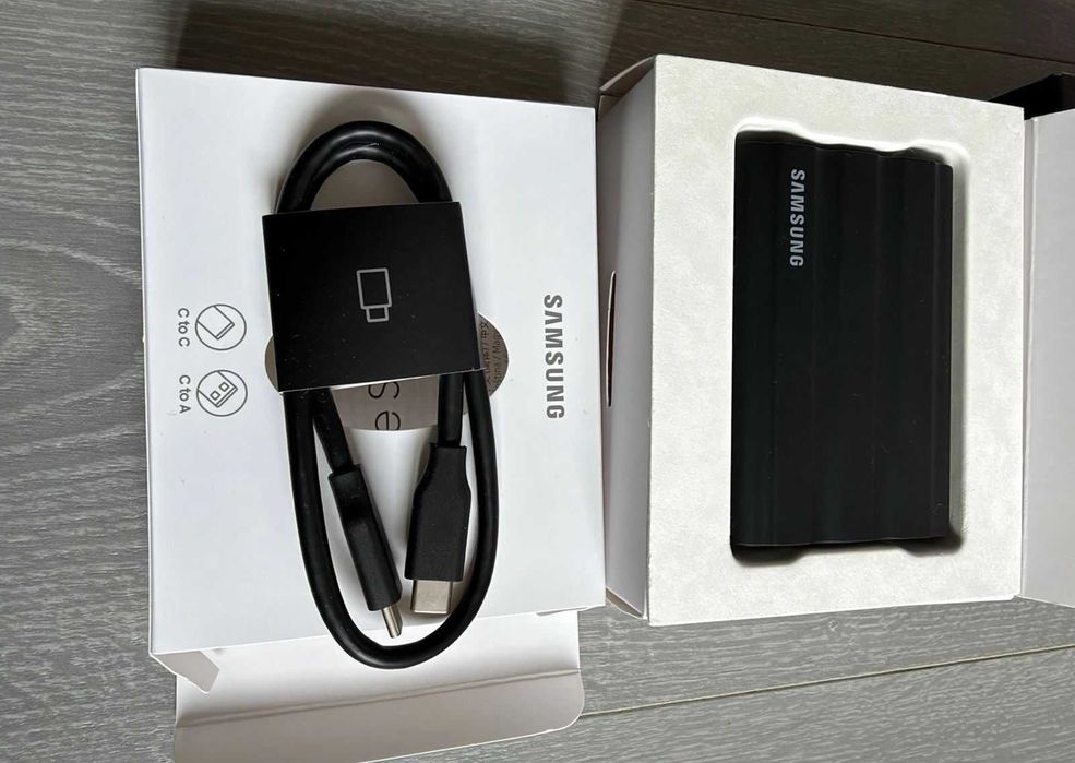 Samsung T7 Shield 4TB