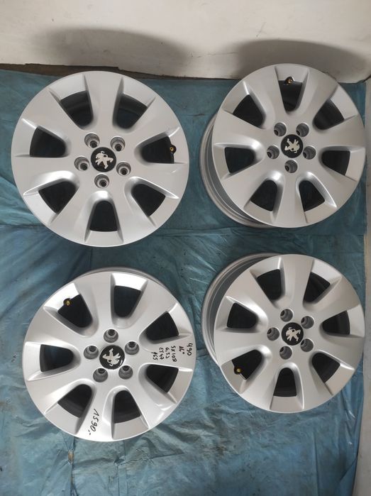 490 Felgi aluminiowe PEUGEOT R 16 5x108 otwór 65 mm NOWE