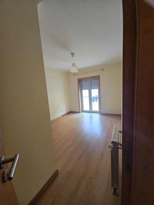 Vendo apartamento T2 na Barra