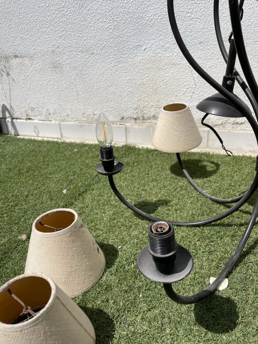 Lustre se ferro preto