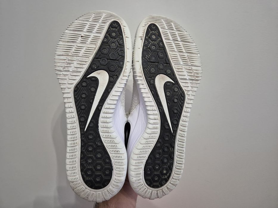 Buty męskie halowe Nike Air Zoom Hyperace rozmiar 42.
