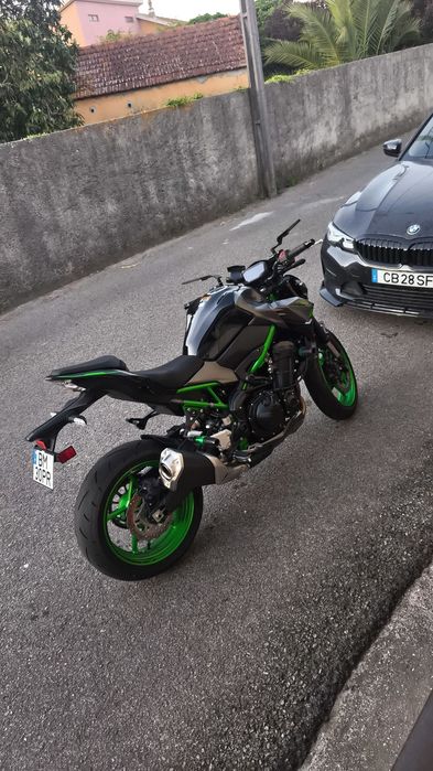 Kawasaki z900 2024 com 1800kms