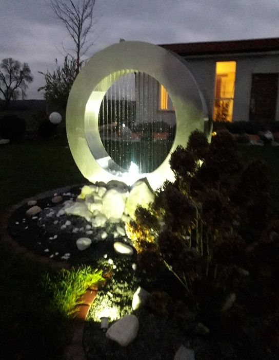FONTANNA OGRODOWA ze stali nierdzewnej, PIERŚCIEŃ 120 cm. Fontanny