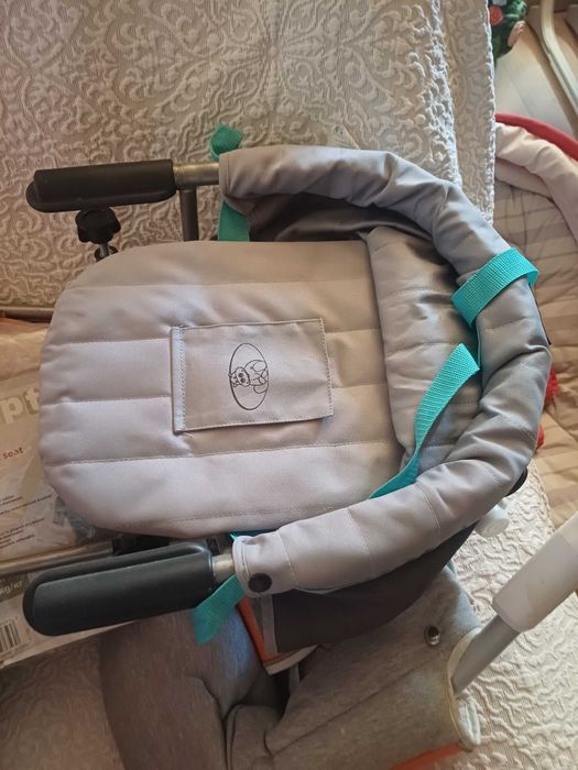 Cadeira para sentar de apoio para mesa