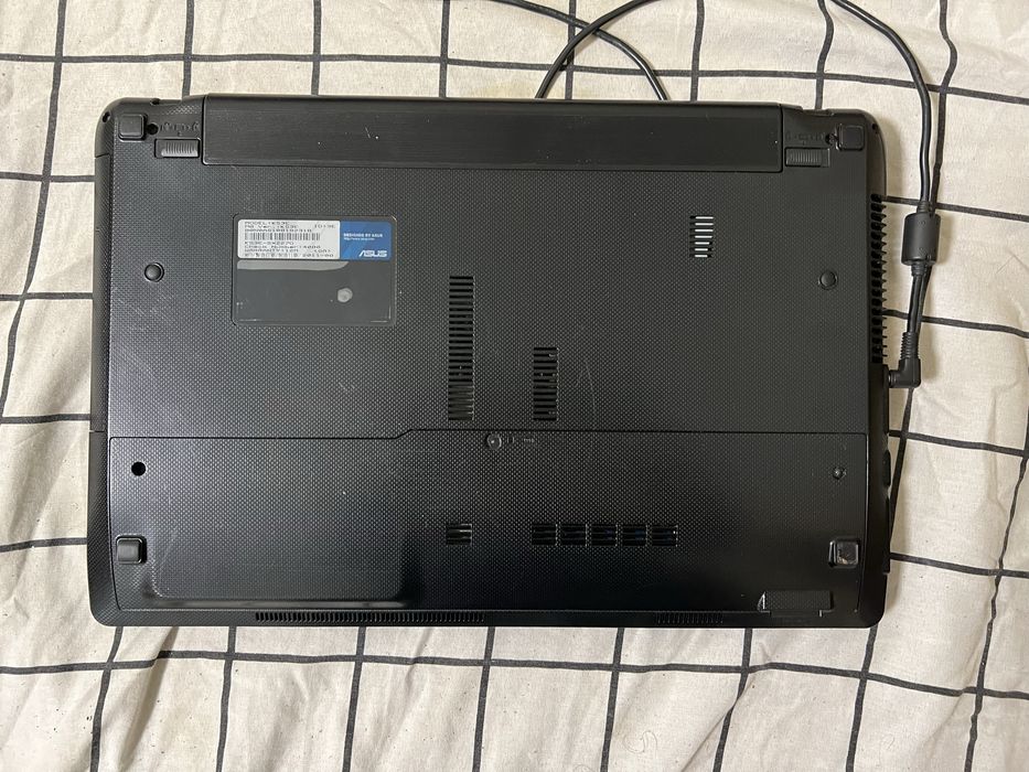 Ноутбук Asus K53E