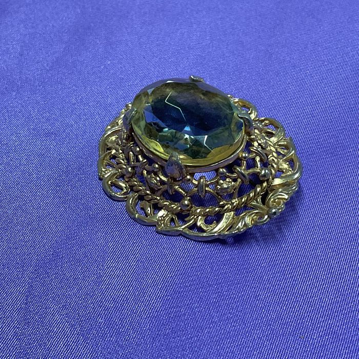 Broche peça vintage 5 cm pedra azul ,castanho