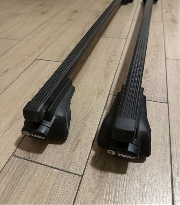 Bahażnik Thule belki stalowe 118cm 712200