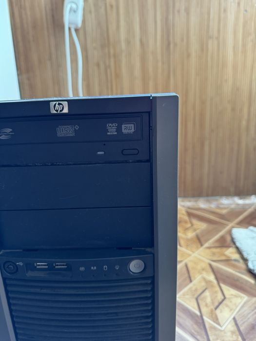 Сервер HP CPU: 2X intel Xeon E5450/12Gb/250Gb+1Tb/ATX
