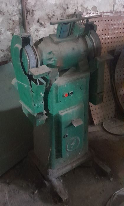 Розпродаж слюсарного обладнання. Токарний.Вальці. Гільйотина. Чесальні