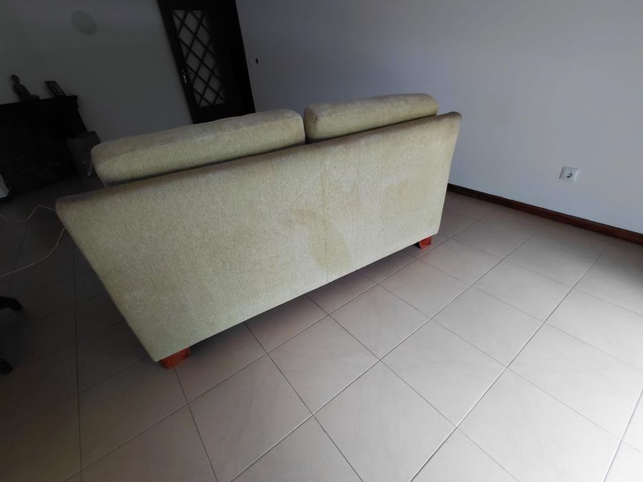 Sofá em bom estado