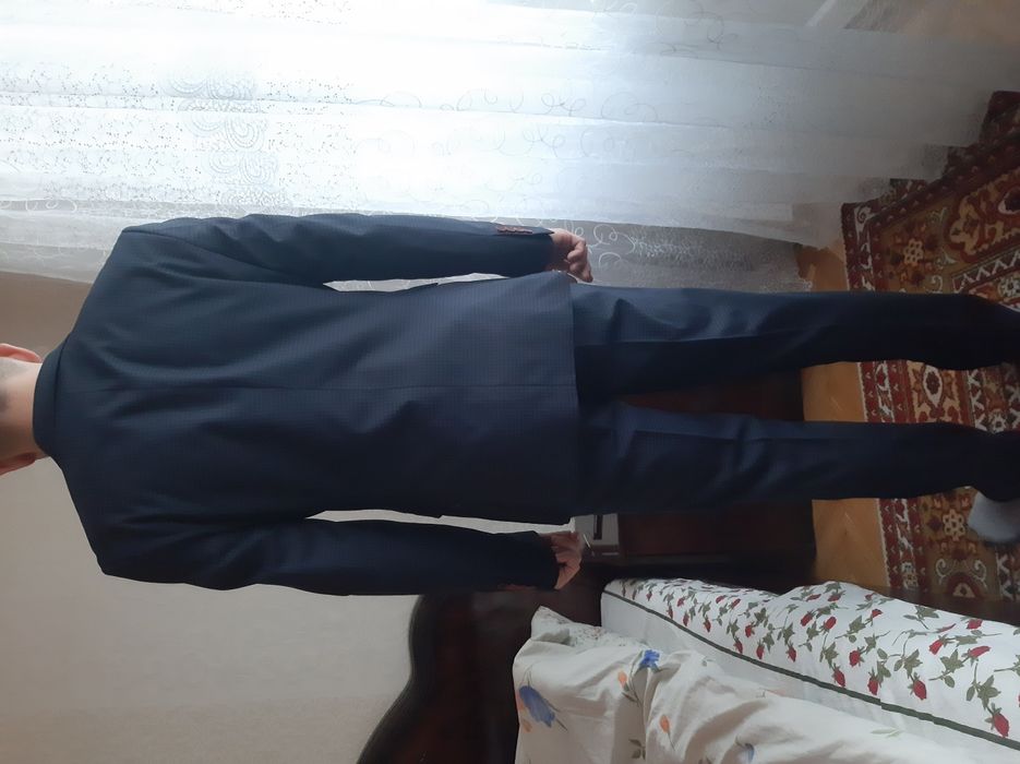 Костюм чоловічий