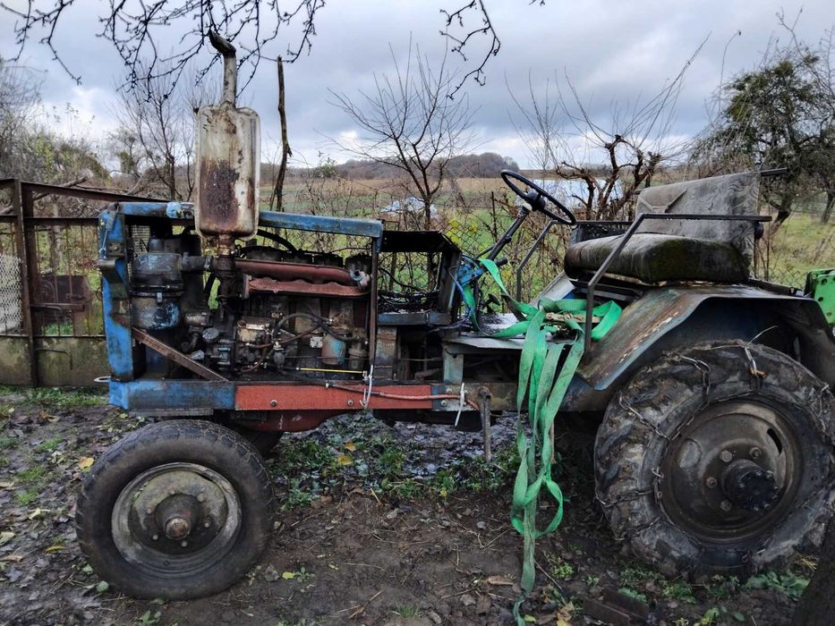 Саморобний Трактор ( Т-40 ) .