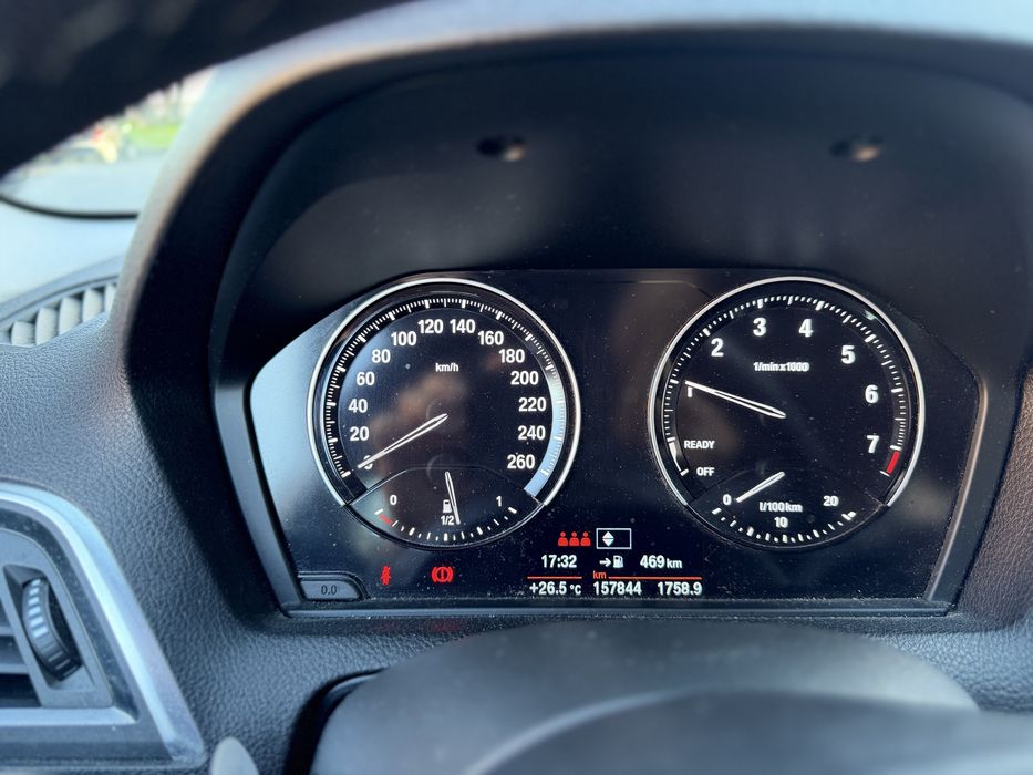 BMW 118 I advantage 2018