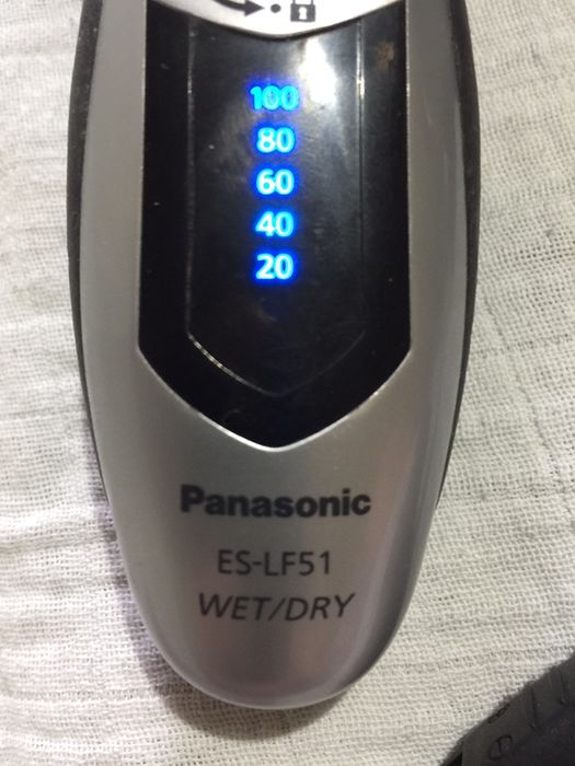Єлектро бритва Panasonic ES-LF51