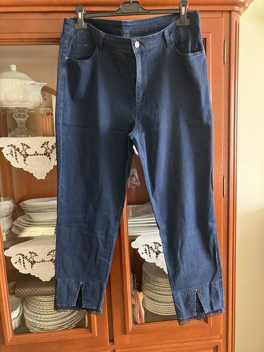 Jeansy LAFEINIER rozmiar 33/46 ciemny granat