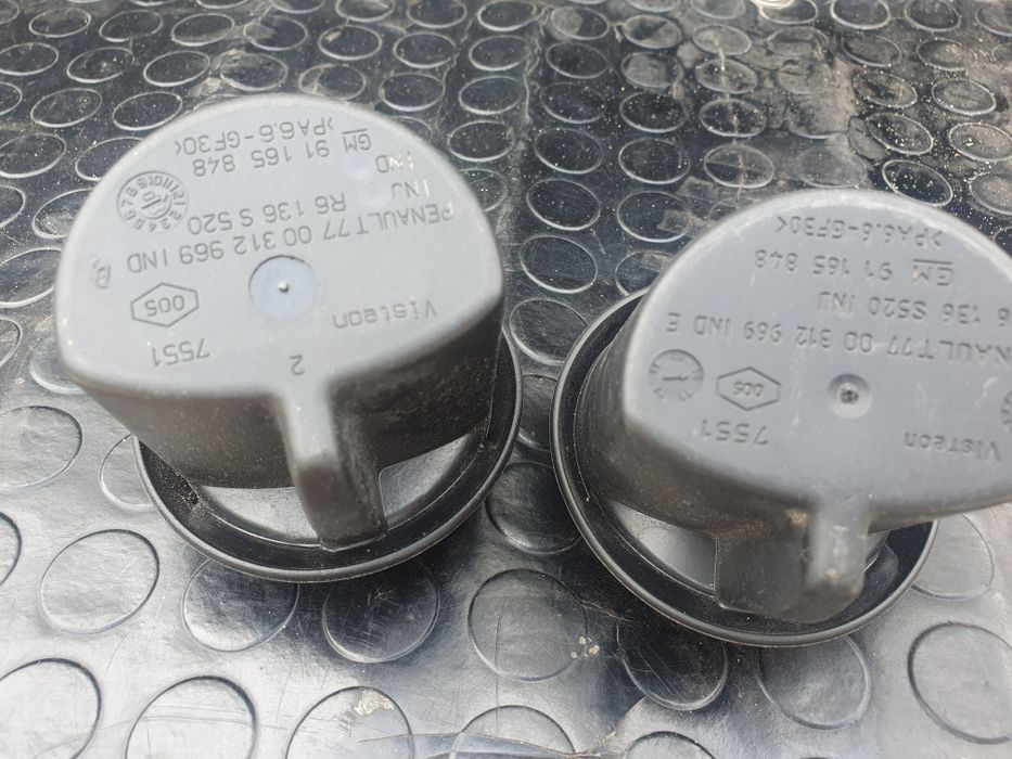 Попільничка, пепельница, renault trafic 2