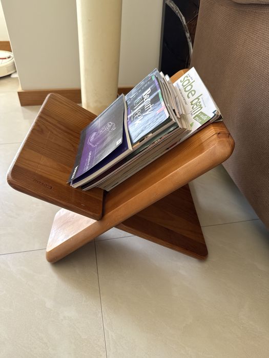 Porta revistas cerne