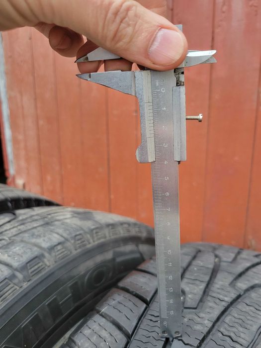 225 65 17 KUMHO зима протектор 6+ 2014 гарний стан 225/65/R17 без диск