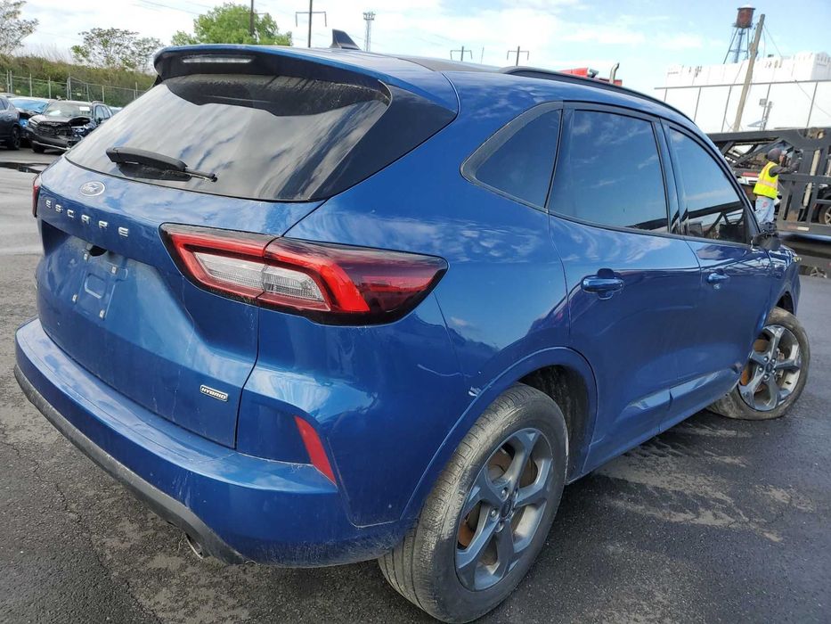 Ford Escape 2023 STline Hybrid