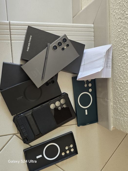 Vendo ou troco Samsung s24 ultra 5 g ler a descrição negociável