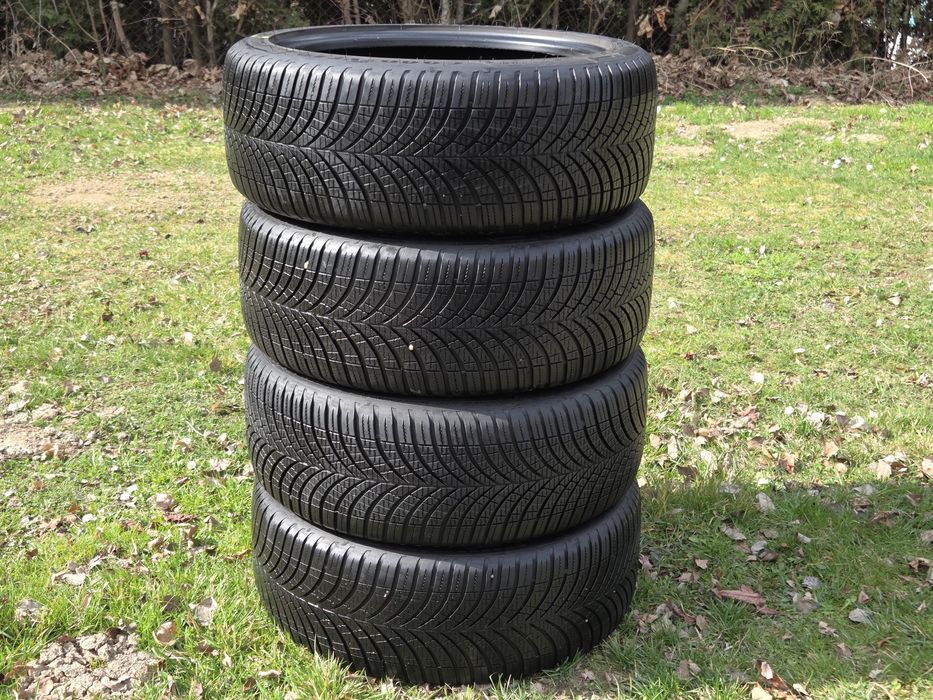 Goodyear vector 4seasons RunFlat 2023r