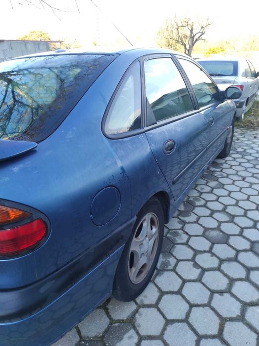 Renault Laguna 2.2 dT