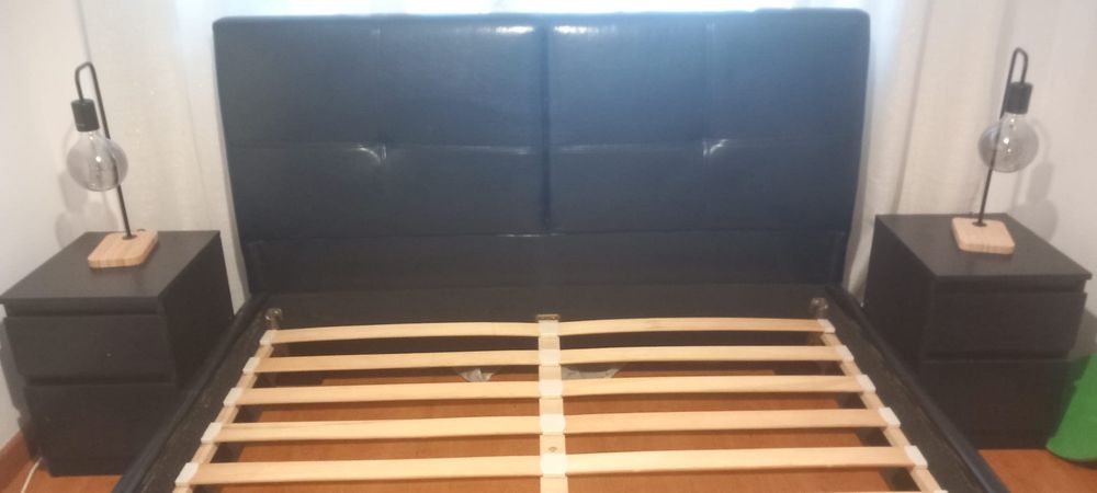 Conjunto quarto cama + 2 mesas cabeceira + 2 candeeiros