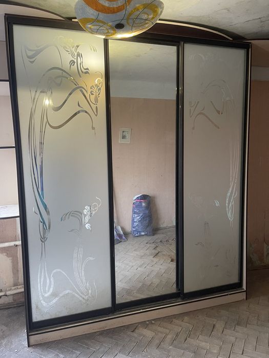 Продам шаф-купе стан гарний