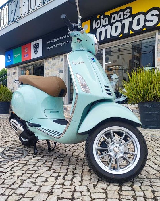 Vespa Primavera 50T - verde relax