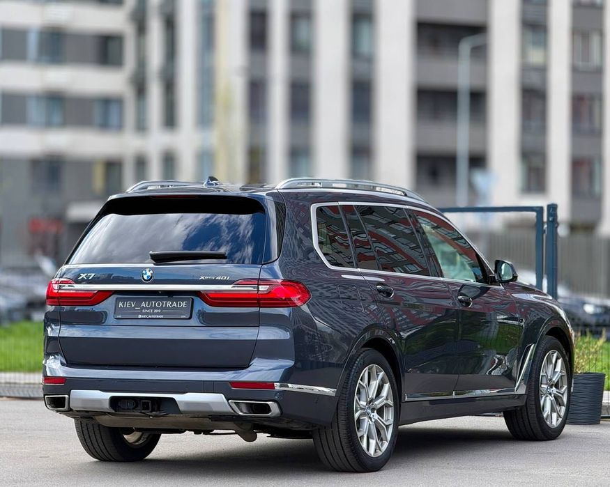 BMW X7 40i x-drive