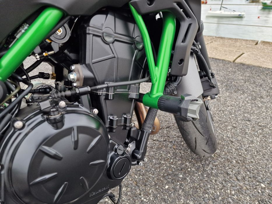 KAWASAKI Z650 Impecável - 2500 KM's