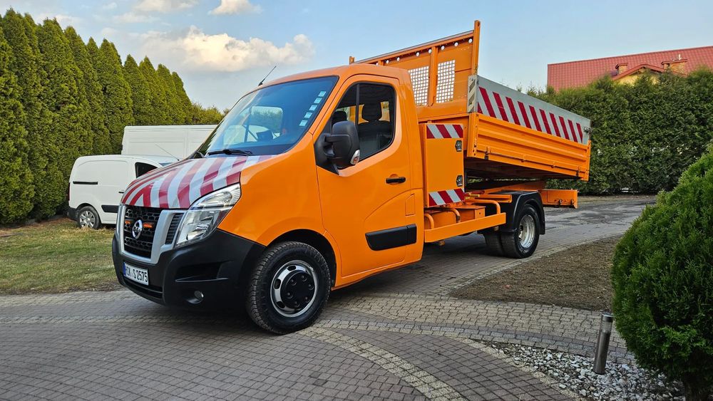 Nissan NV 400 2.3 DCI MASTER WYWROTKA BLIŹNIAK  KIPER  SKRZYNIA 3,20 HAK 3500 KG  Super stan zadbany klima Gwarancja przebiegu 137 TKM