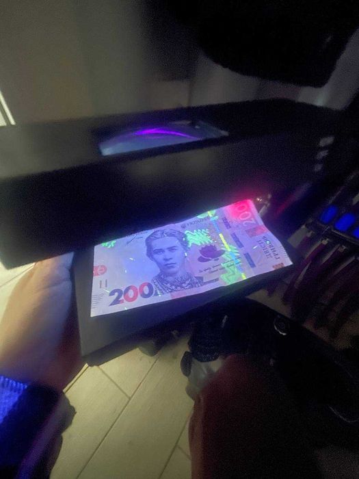 Детектор валют для проверки денег UKC AD 2138