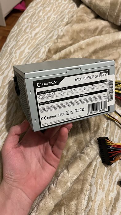 Fonte UNYKA ATX 500W usada, em bom estado e funcional