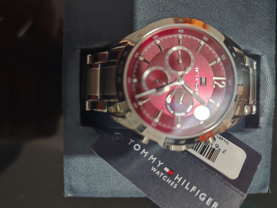 Tommy Hilfiger relogio