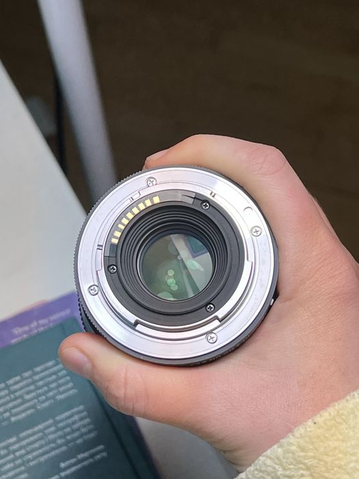 Об'єктив Sigma 16mm f/1.4 DC DN (кріплення EF-M)