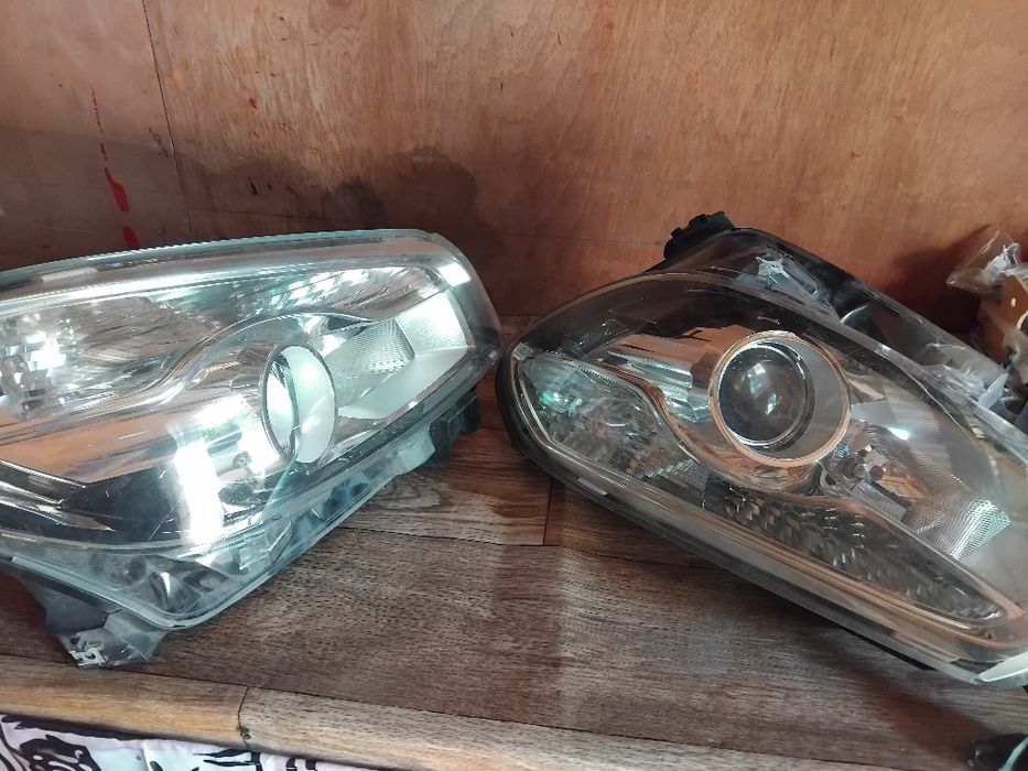 Фари на Nissan Qashcai.