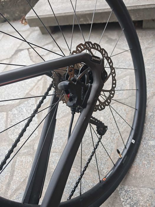 Giant Gravel carbon