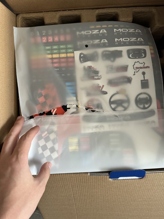 Новий‼️ MOZA R3 Racing Bundle PC комплект