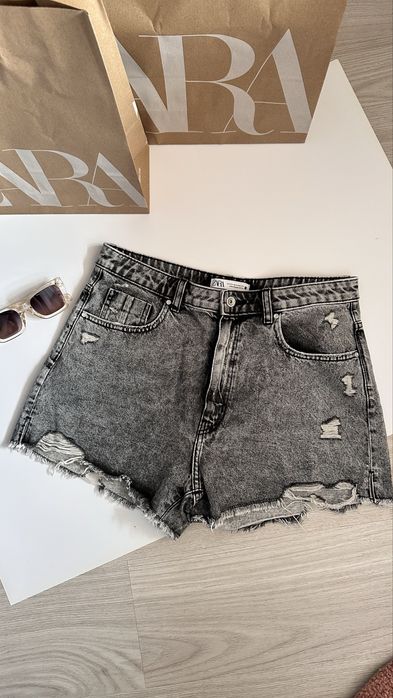 Стильні джинсові шорти Zara, р.L