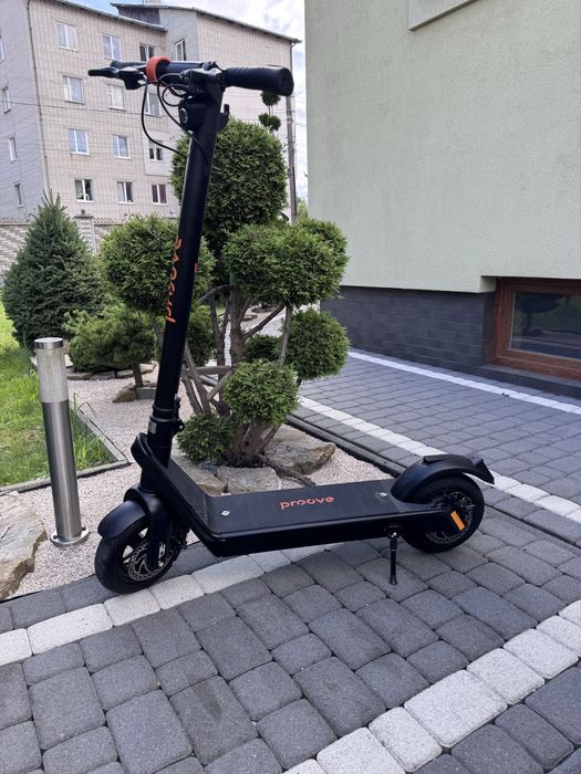 Продаю електросамокат Proove
