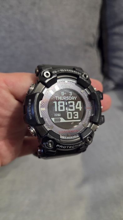 G shock  GPR B1000