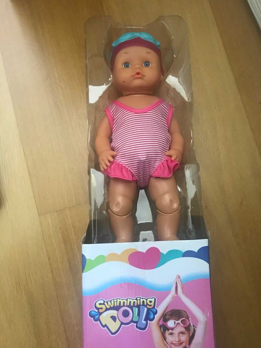 Boneca Swimming Doll423438296935966721