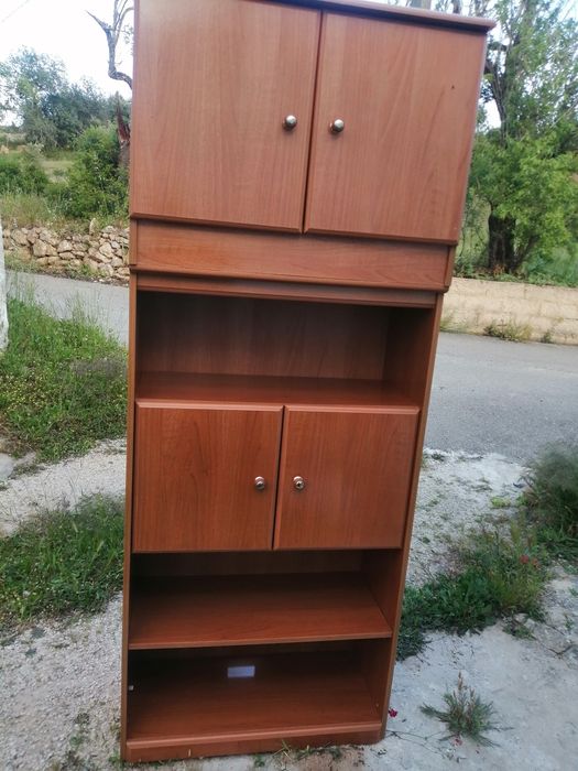 Móvel como novo bonito