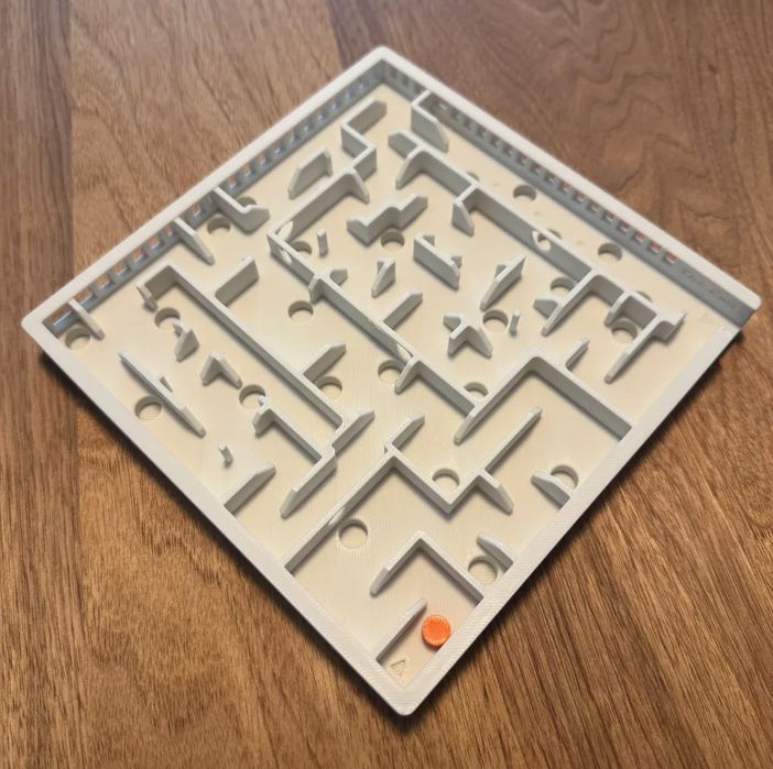 Labirinto com Bola (Puck Labyrinth)