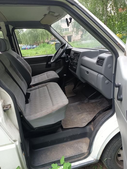 Volkswagen Transporter T4, 2.4 дизель, 1995р. Пасажир 9+1.