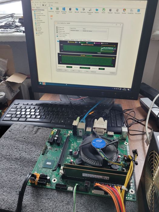 Комплект s1151 FUJITSU + i7-7700 материнcька плата і процесор