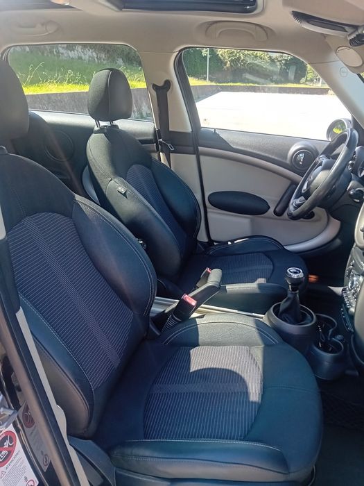 Mini Countryman D