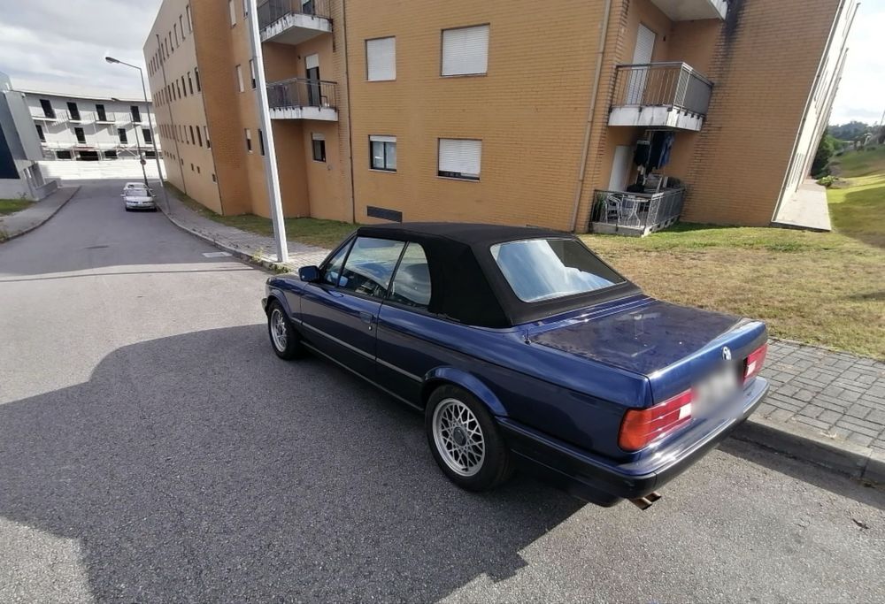 BMW E30 318i Cabrio