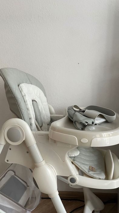 Стільчик для годування Carrello Caramel